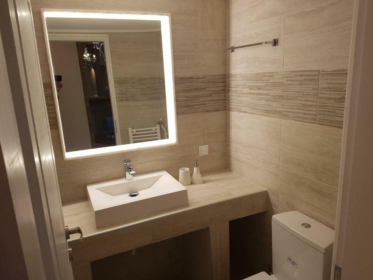 Apartament John Beauty 50M2, Metro And Acropolis 5' Ateny Zewnętrze zdjęcie